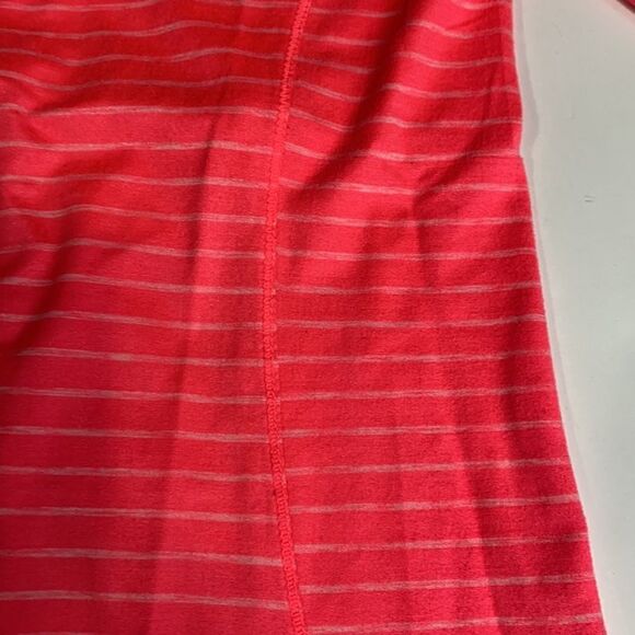 Long Sleeve Fitted Athletic Running‎ Thumb Holes Reflective Top Hot Pink S - Picture 5 of 9